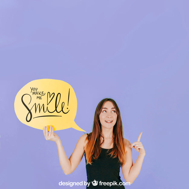 Woman With Speech Bubble Mockup Psd