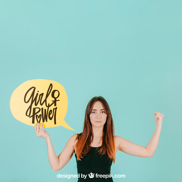 Woman With Speech Bubble Mockup Psd