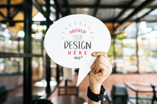 Woman'S Hand Hold Blank Speech Bubble Copy Space Psd Mockup Psd