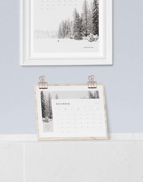 Wooden Board With Calendar And Painting Above Psd