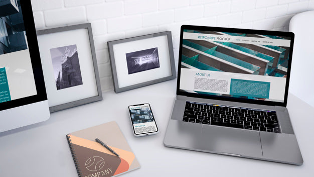 Workspace Mockup With Computer Psd